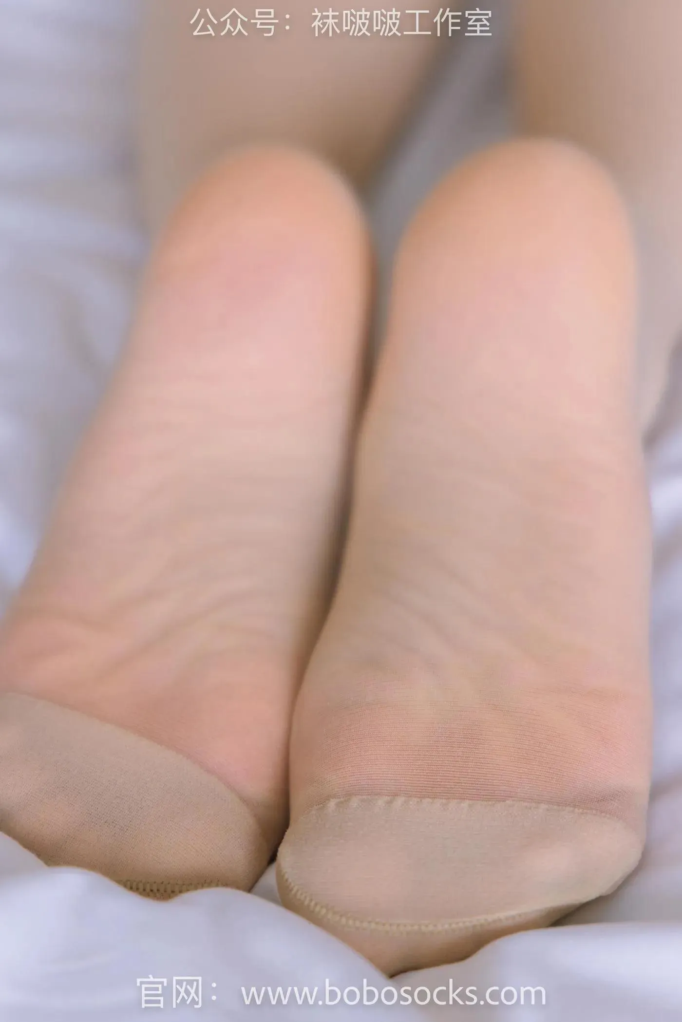 [BoBoSocks袜啵啵]NO.110 苏苏-高跟鞋、肉丝 [140P]插图4